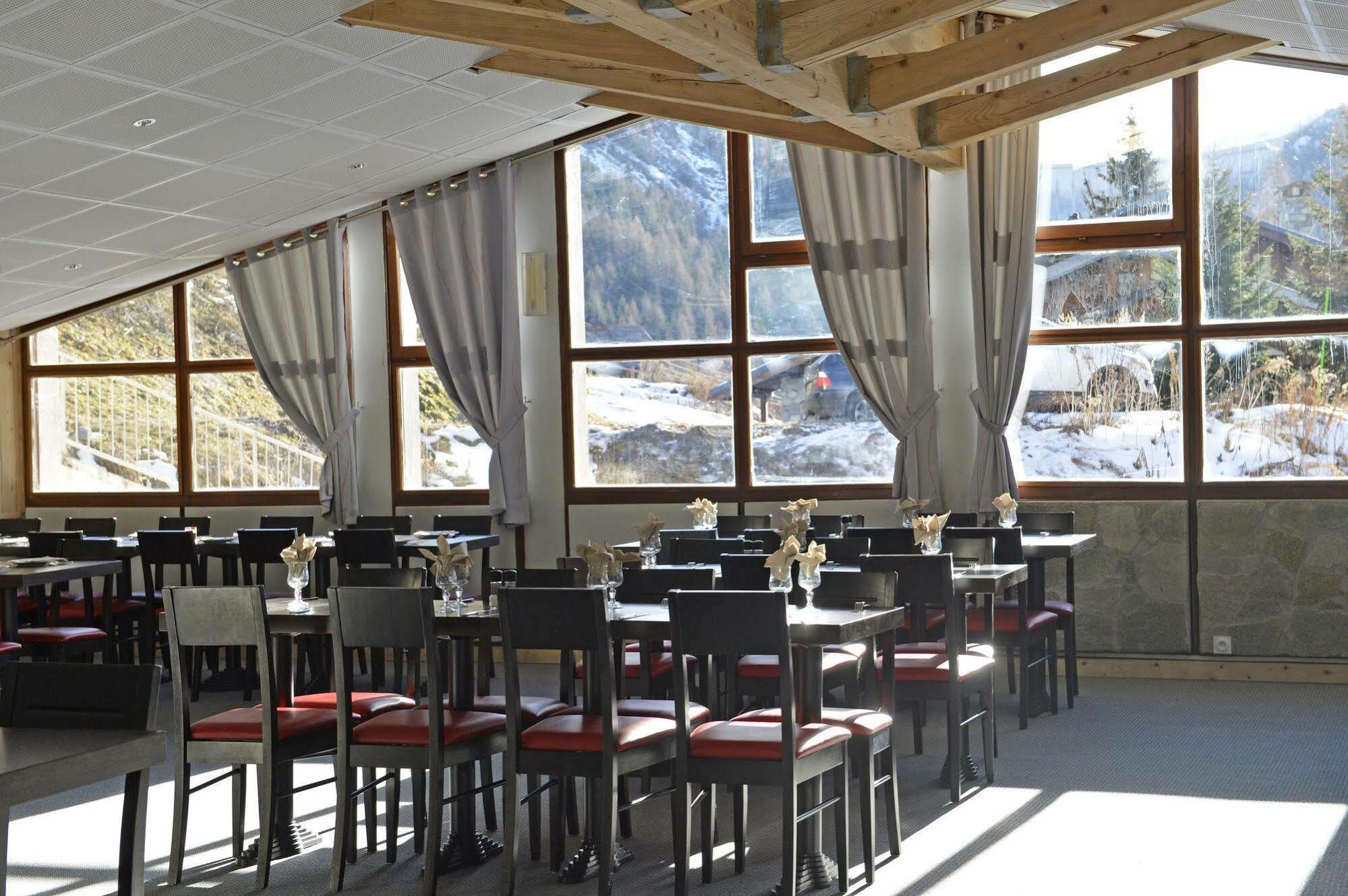 Club Mmv Les Brevieres **** Hotel 4*